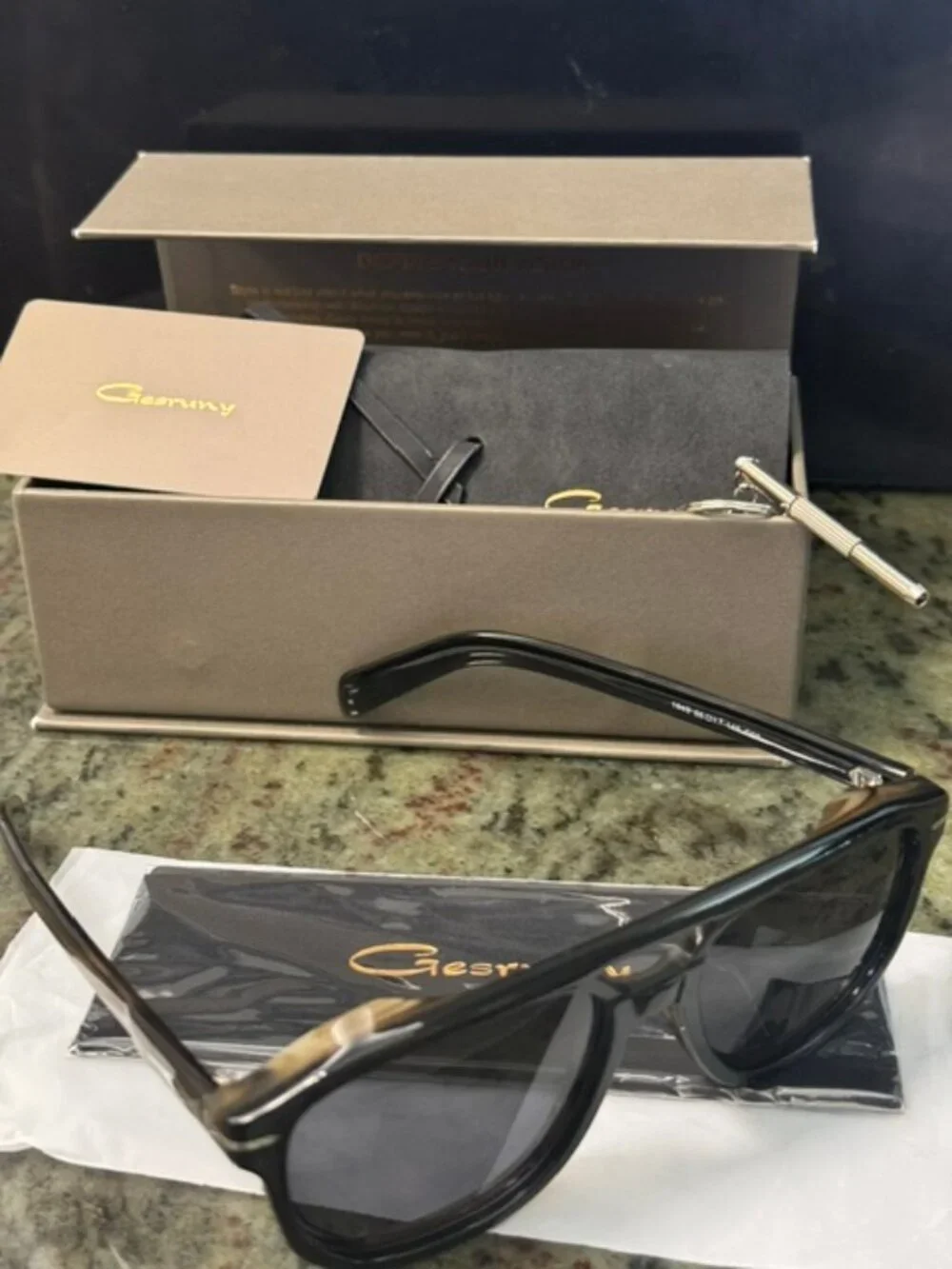 Gesruny 1645 C02 Polarized 56 17 145 Men's Sunglasses w/Case & Accessories NWT